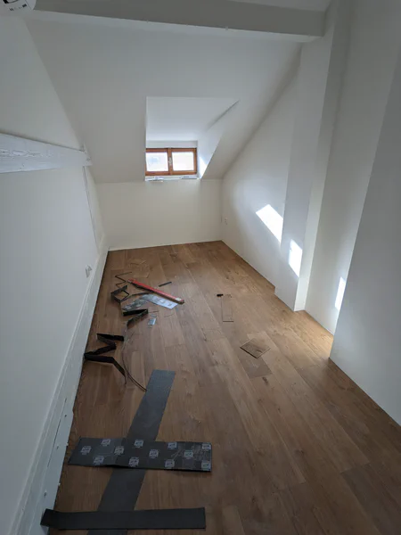 images/blog/2023-02-new-floor-vinohrady/construction/2.jpg
