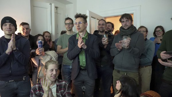 /images/blog/2024-02-engon-party/presentation/presentation_people.jpg